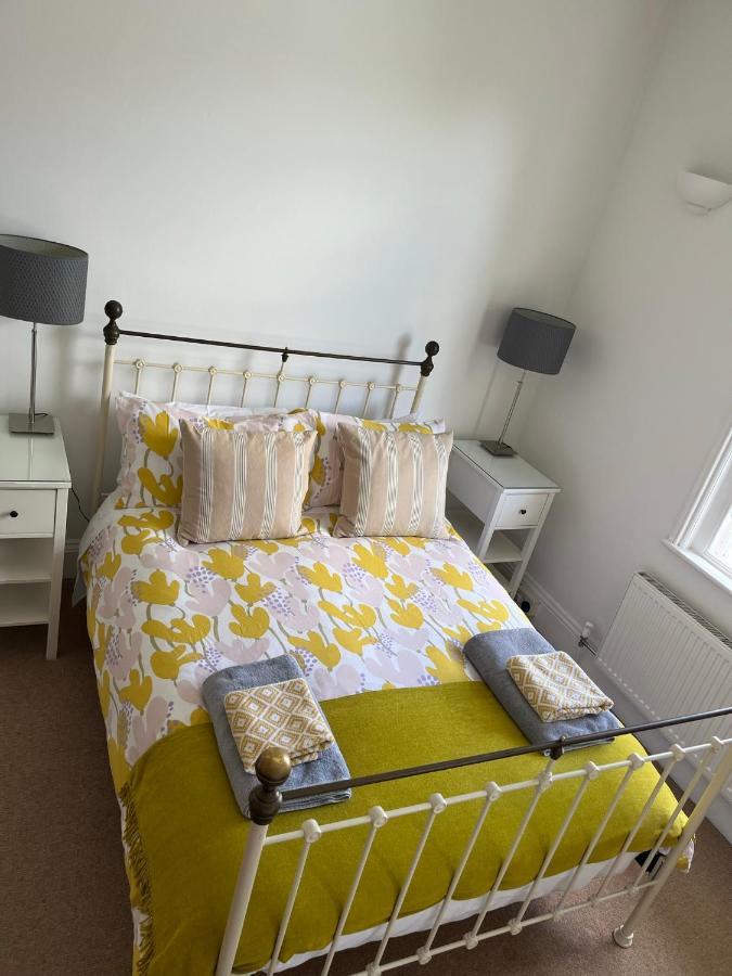 Tree Tops Apartment In Tunbridge Wells Kültér fotó