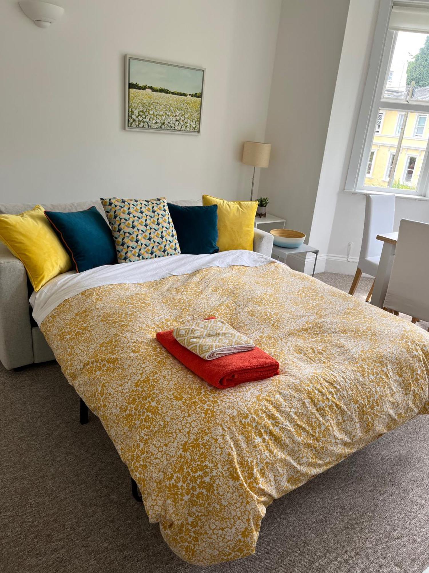 Tree Tops Apartment In Tunbridge Wells Kültér fotó