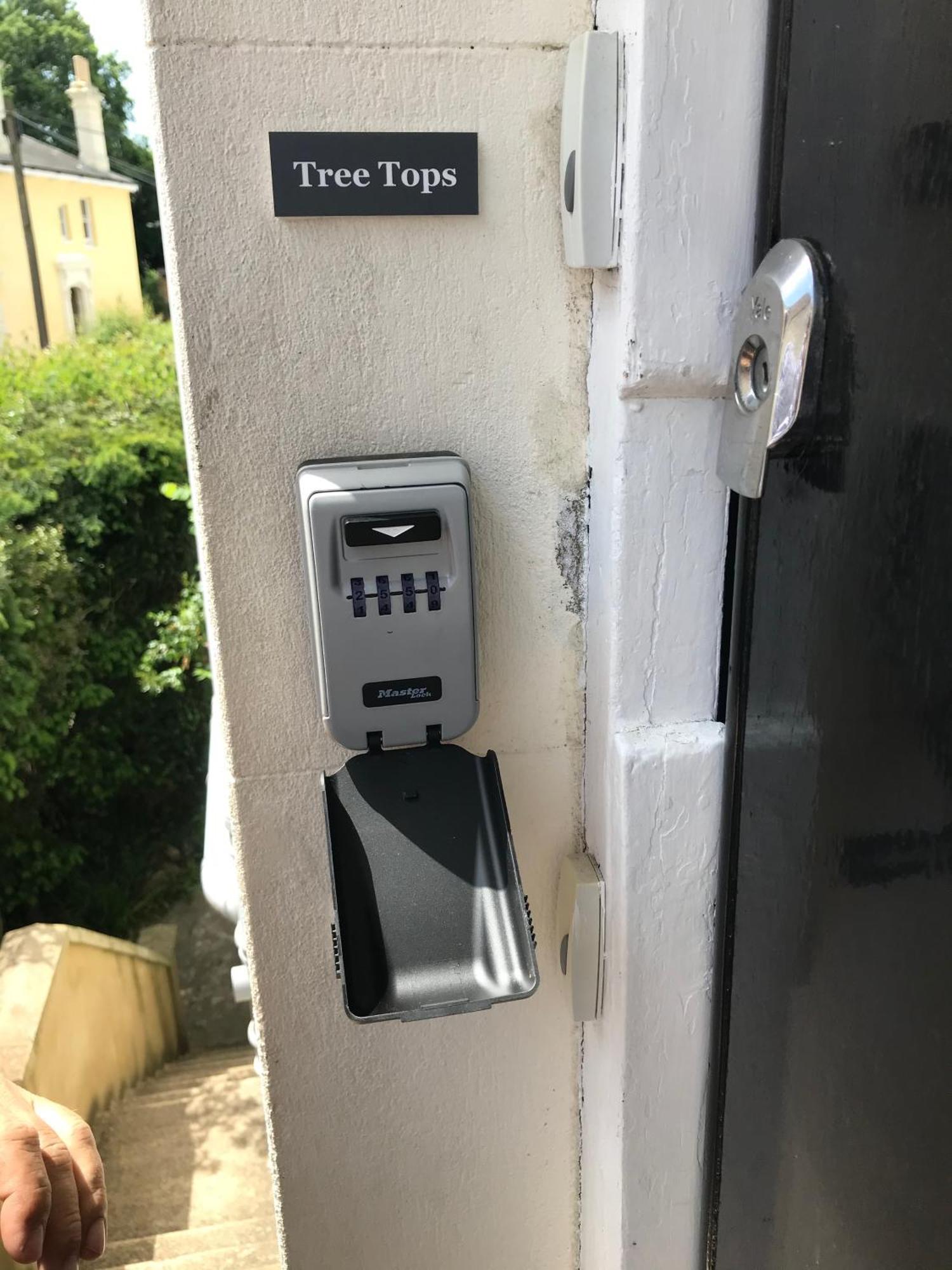 Tree Tops Apartment In Tunbridge Wells Kültér fotó